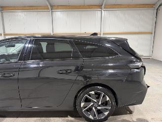 Peugeot 308 SW 1.2PT 96kW Allure Pack Business picture 13