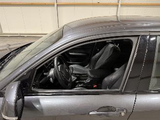 BMW 1-serie 120i 135kW Automaat High Executive picture 13