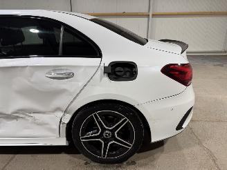 Mercedes A-klasse 200 120kW Automaat Pano Premium Plus picture 25