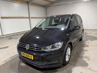 Volkswagen Touran 1.6TDI 81kW 7p Automaat SCR Connected Series 7 Persoons picture 10