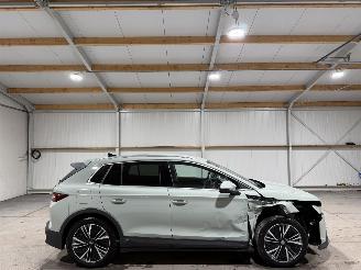 damaged passenger cars Skoda Elroq 85kWh 210kW Business Edition 2025/10