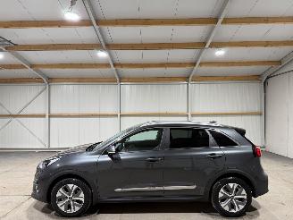 Kia e-Niro 64kWh 150kW Automaat DynamicPlusLine picture 8