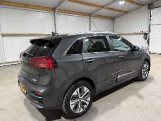 Kia e-Niro 64kWh 150kW Automaat DynamicPlusLine picture 5