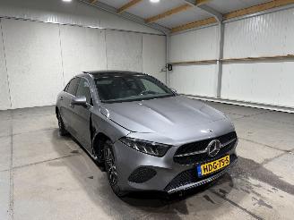 Mercedes A-klasse 180 Sedan 100kW Automaat Pano Star Edition picture 3