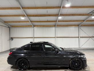 Schadeauto BMW 3-serie 330e 135kW Automaat Schuifkanteldak High Executive 2020/7