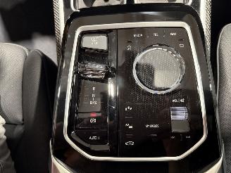 BMW 7-serie 750e 3.0 Hybride 230kW Automaat Luchtvering Xdrive Fulloption picture 37
