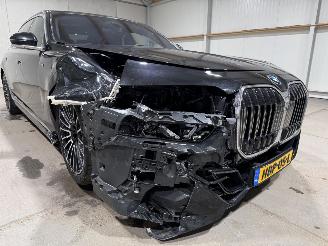 BMW 7-serie 750e 3.0 Hybride 230kW Automaat Luchtvering Xdrive Fulloption picture 22