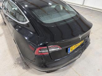 Tesla Model 3 60kWh Standard 175kW RWD Plus picture 34
