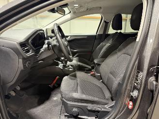 Ford Focus 1.0EcoBoost 92kW Hybrid Titanium Style picture 26