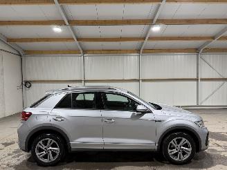 Damaged car Volkswagen T-Roc 1.5TSI 110kW R-Line Business Clima Camera 2024/1