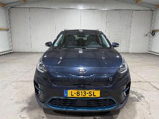 Kia e-Niro 64kWh 150kW DynamicPlusLine Schuifkanteldak picture 4