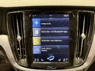 Volvo V-60 2.0T6Hybrid 186kW Automaat Twin Engine AWD Momentum Pro picture 16