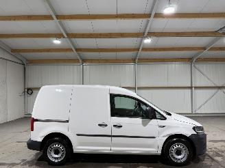 krockskadad bil bedrijf Volkswagen Caddy 2.0TDI 75kW L1H1 BMT Trendline Schuifdeur 2019/6