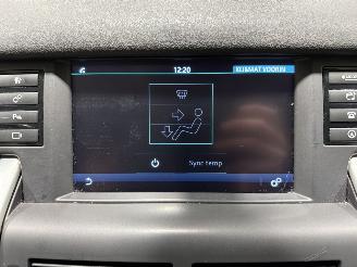 Land Rover Discovery Sport 2.0TD4 110kW Automaat Urban Series SE Pano picture 18
