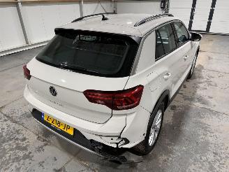Volkswagen T-Roc 1.5TSI 110kW Automaat Life Business picture 33