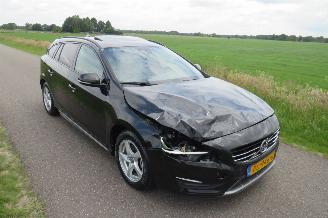 Volvo V-60 2.0 D 120 pk  Pular+ Dynamic  Euro 6 schuifdak Leer  Camera Navigatie  2017 picture 27