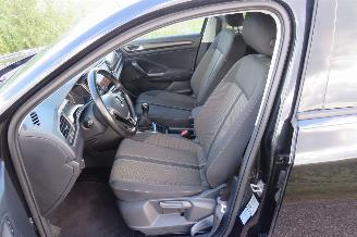 Volkswagen T-Roc 1.0 TSi  116pk Sport 77.000km nap  Camera Navigatie [ parkeerschade  nieuwstaat picture 15