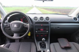 Seat Exeo ST 1.8  TSI 120pk 2011  Airco  Comfort Edition parkeerschade picture 14