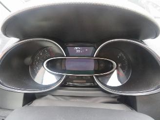 Renault Clio 0.9 TCe Zen 2019  Navigatie Airco   [ parkeerschade Bumper picture 13