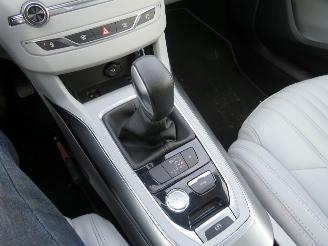 Peugeot 308 SW 1.2eTHP 131pk!!! Automaat Allure 178.000km nap Camera leer Navigatie Splinter nieuw picture 27