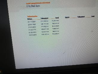 Volkswagen Up! 1.0 High Up  5drs Airco Navigatie 08-2014 Parkeerschade Bumper voor picture 15