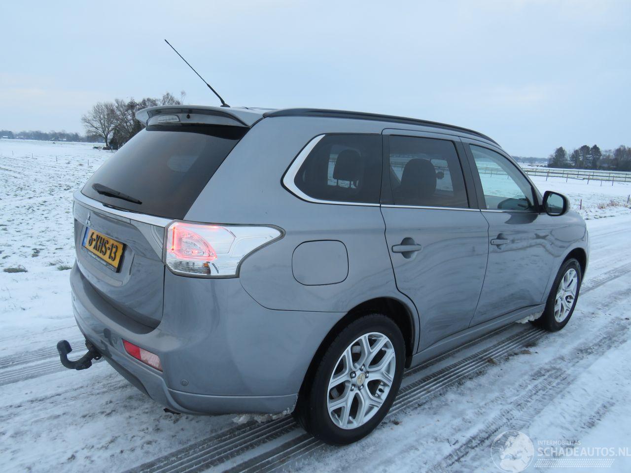 Mitsubishi Outlander 2.0 PHEV Automaat Elektrisch/ Benzine 4x4 Instyle 170.000km nap  [ top topstaat