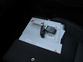 Mitsubishi Outlander 2.0 PHEV Automaat Elektrisch/ Benzine 4x4 Instyle 170.000km nap  [ top topstaat picture 11