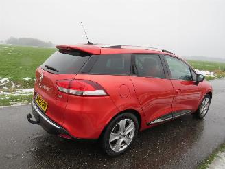 skadebil auto Renault Clio 0.9 TCE  90pk  NIGHT&Day  2013 Navigatie Airco  Schadevrij 2013/11