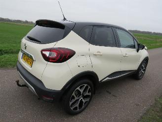 Auto incidentate Renault Captur 0.9 TCE 75.000km Nap 90pk Intens 11-2017 Camera Navigatie Clima  [ nieuwstaat 2017/11