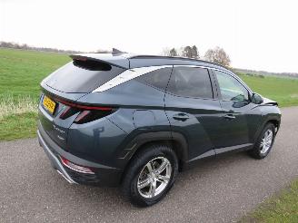 Coche accidentado Hyundai Tucson 1.6 4x4  Elektrisch/ Benzine Automaat  Full Hybride plug in 1.6 T-GDI PHEV 180PK Comfort 4x4 18.000KM NAP 2022/11