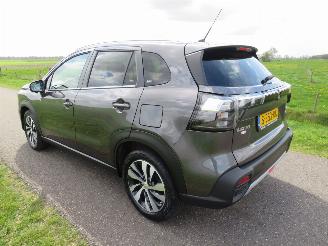 damaged passenger cars Suzuki SX4 1.5 Hybride Benzine Elektrisch Style 7.000km Automaat  Camera Navigatie Leer 2024/3