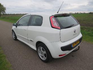 krockskadad bil auto Fiat Punto Evo 1.3 M JTD Dynamic  2010 Airco  parkeerschade 2010/9