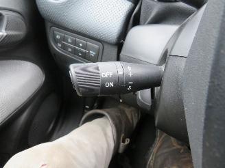 Fiat Punto Evo 1.3 M JTD Dynamic  2010 Airco  parkeerschade picture 13