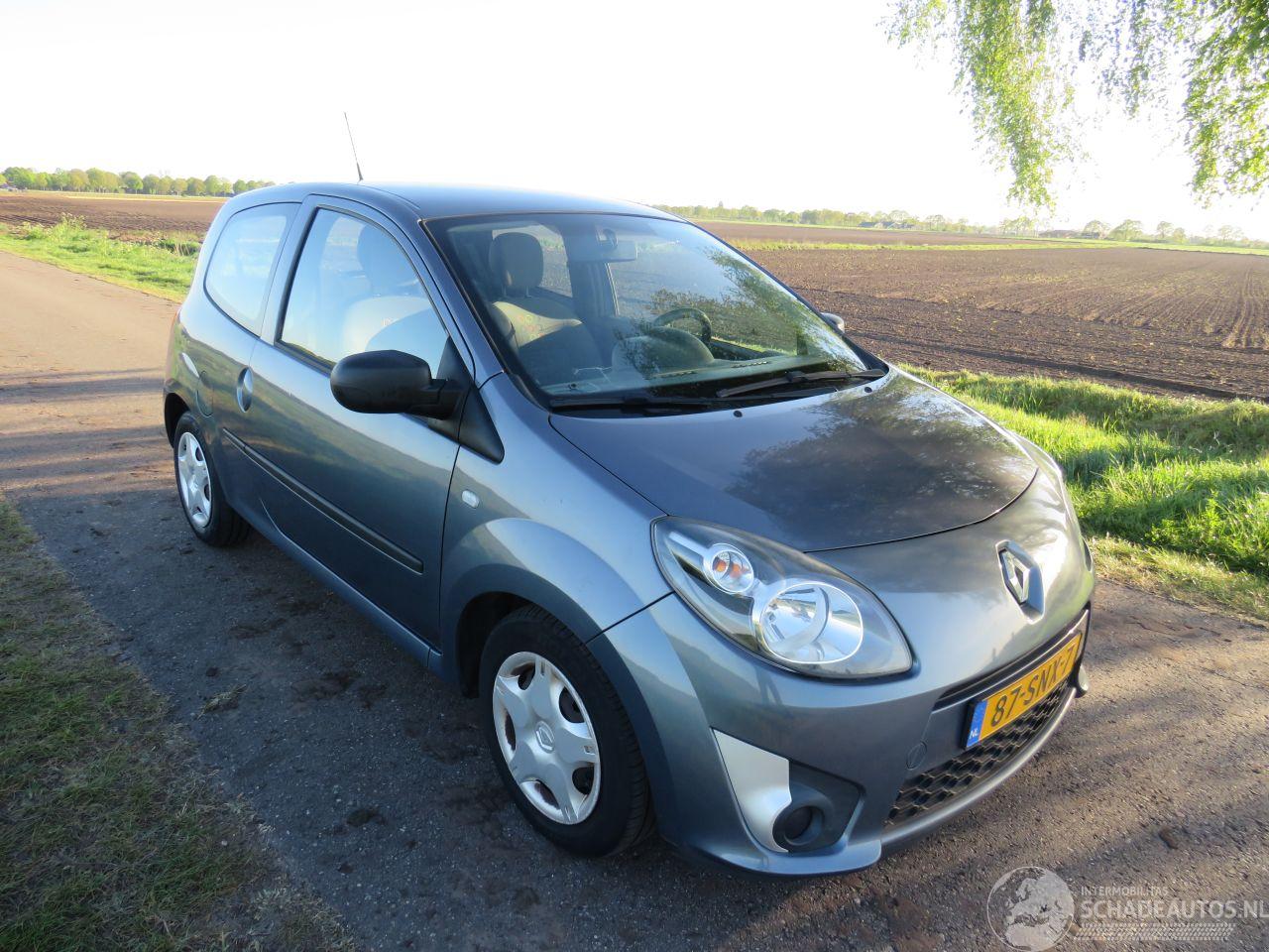 Renault Twingo 1.2 75pk170.000 km 2011-11 Airco schadevrij