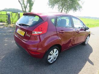 damaged passenger cars Ford Fiesta 1.25 Limited Airco 5drs 2011  180.000 NAP 2011/9