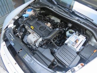 Skoda Octavia 14 TSI 109.000KM Airco 2010 parkeerschade picture 13