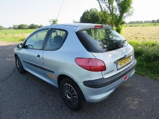 škoda osobní automobily Peugeot 206 1.6 16v XT Automaat  120.000km nap Airco 2001/5