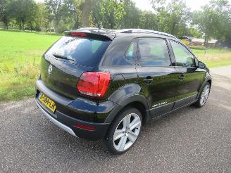 Damaged car Volkswagen Polo 1.4-16V 86pk Cross Trekhaak | Airco | Cruise | Mistlampen | Stoelverwarming Schadevrij 2011/11