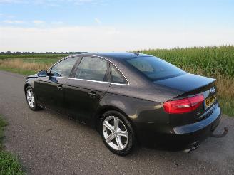 Unfallwagen Audi A4 LIMOUSINE 1.8 TFSi 170pk Sedan  170.000 nap  Navigatie  Clima 2015/9