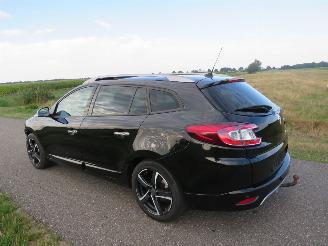krockskadad bil auto Renault Mégane 1.5 DCi GT Line 125pk Parkeerschade Instappen en rijden 2013/4