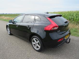škoda osobní automobily Volvo V-40 2.0 T2 122pk Nordic+ 130.000km nap 5drs Airco Stoelverwarmig Navigatie Camera  [ nieuwstaat 2017/3