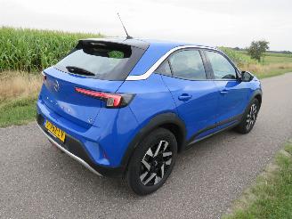 Vaurioauto  passenger cars Opel Mokka Electric Level 3 Automaat   50kw  17.000km nap!!! Camera Navigatie Clima 40.000 euro nieuw 2023/4