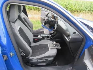 Opel Mokka Electric Level 3 Automaat   50kw  17.000km nap!!! Camera Navigatie Clima 40.000 euro nieuw picture 3