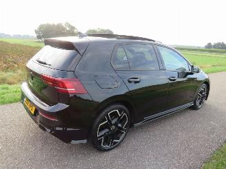 Schadeauto Volkswagen Golf 1.5 E TSi R Line Aut  11.000km Nap 150pk Elektrische /Benzine 50.000 nieuwprijs 2026/2
