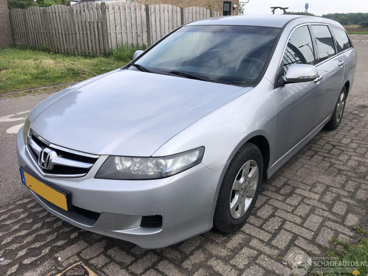 Honda Accord Accord Tourer  2.0 i comfort