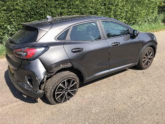 Ford Puma Puma 1.0 EcoBoost Hybrid Titanium search picture 6