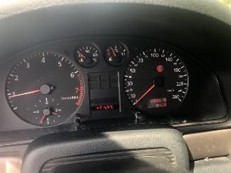 Audi A4 a4 AVANT 1.8 20 V picture 9