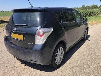 Damaged car Toyota Verso 1.8 VVTI 2013/1