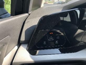 Volkswagen Golf Golf 1.0 TSI Life picture 14