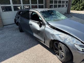 Volvo V-60 2.0 B4 R-Design Automaat picture 8